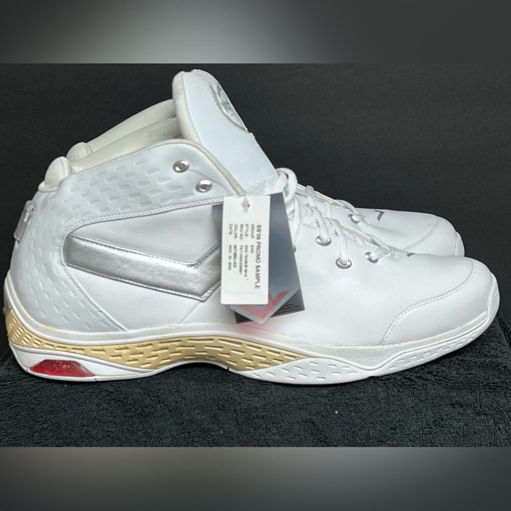 NWT 2005 VINTAGE Pony Basketball SS Shoes RARE PROMO SAMPLE Size 18 Ricky Davis